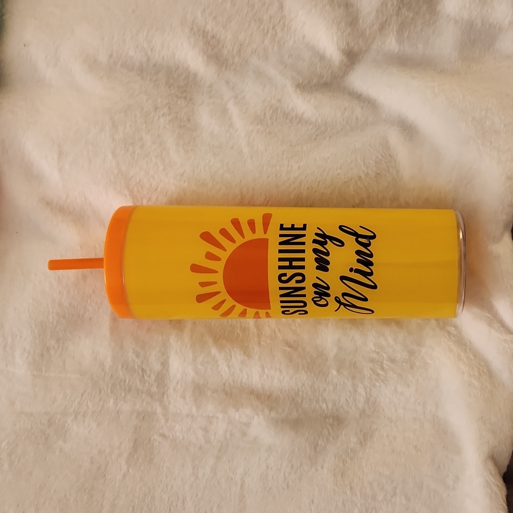 *NEW* Plastic tumbler